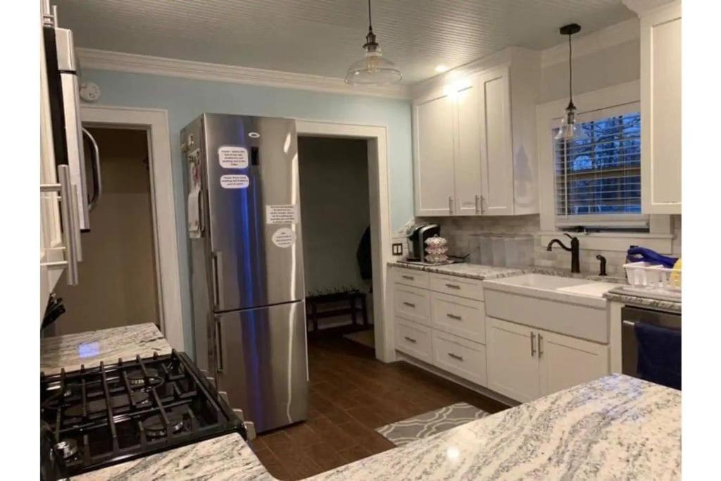 1 Mile To Fort Sill! The Carolebelle Cottage Sleeps 8 With Hottub,Grills,Firepit Lawton Buitenkant foto