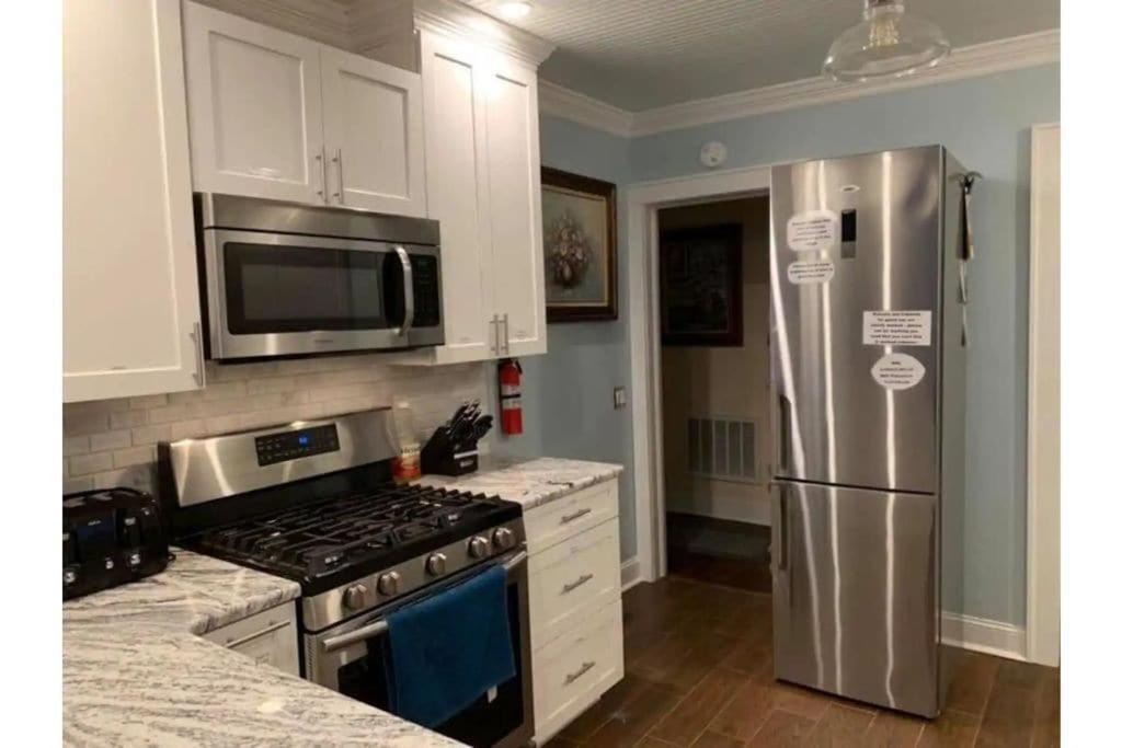 1 Mile To Fort Sill! The Carolebelle Cottage Sleeps 8 With Hottub,Grills,Firepit Lawton Buitenkant foto