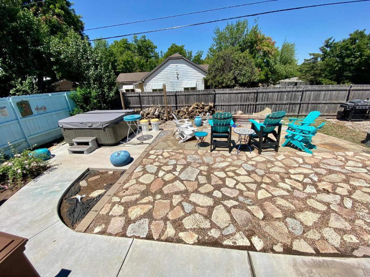 1 Mile To Fort Sill! The Carolebelle Cottage Sleeps 8 With Hottub,Grills,Firepit Lawton Buitenkant foto